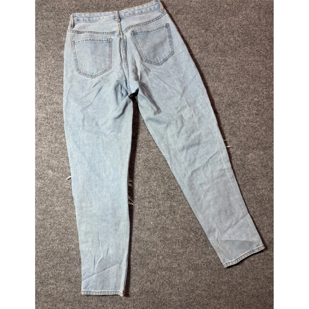 S.O.N.G. Classic Mom Jeans Size 3/26‎ Light Wash Distressed Ripped Denim